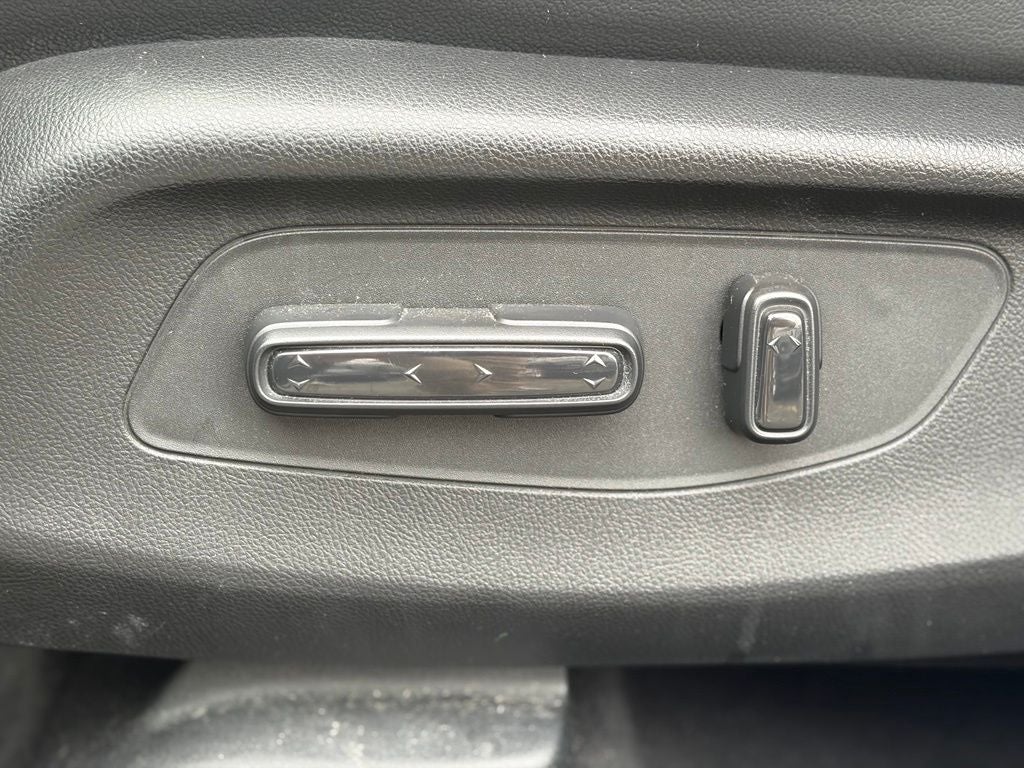 2023 Honda HR-V AWD EX-L
