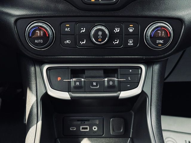 2023 GMC Terrain AWD SLT