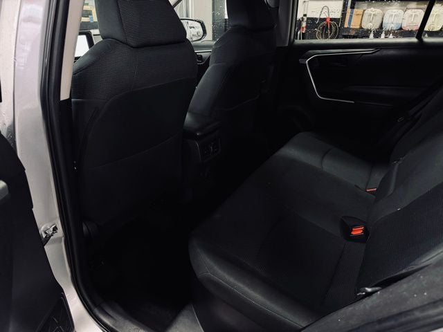 2023 Toyota RAV4 Hybrid LE