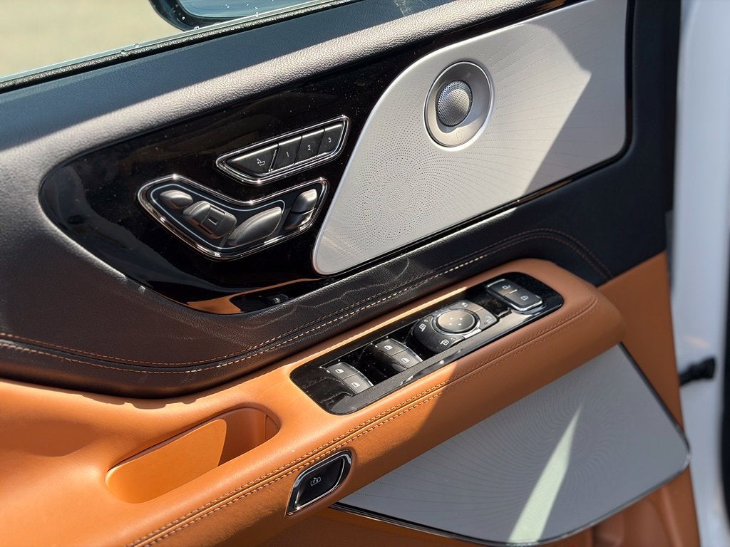 2025 Lincoln Aviator Black Label Premium