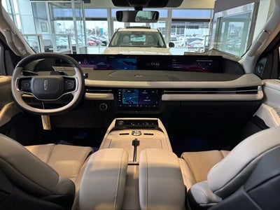 2025 Lincoln Navigator L Reserve