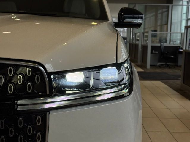 2025 Lincoln Navigator L Reserve