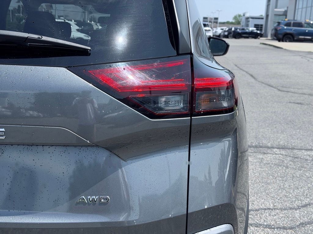 2023 Nissan Rogue S Intelligent AWD