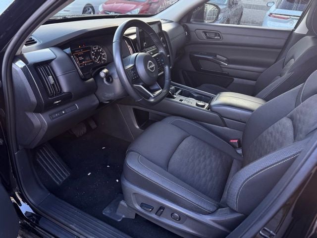 2024 Nissan Pathfinder SV 4WD