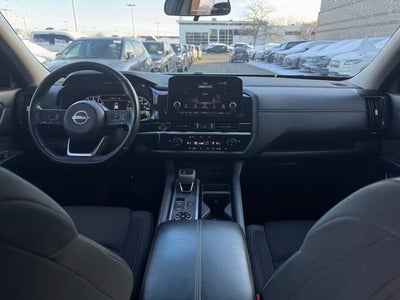 2024 Nissan Pathfinder SV 4WD