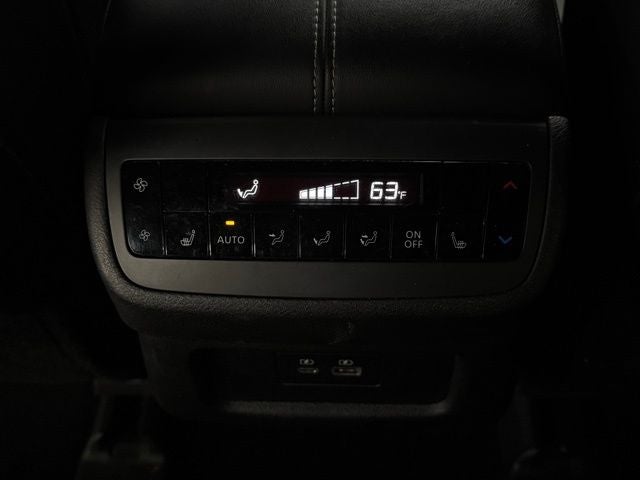 2023 Nissan Pathfinder SL 4WD