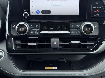 2024 Toyota Highlander Hybrid XLE