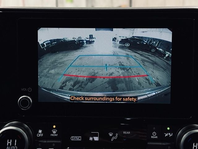 2025 Toyota Highlander Base