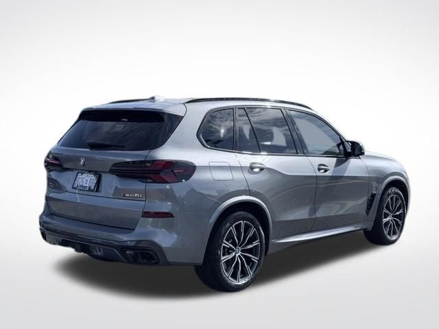 2025 BMW X5 M60i