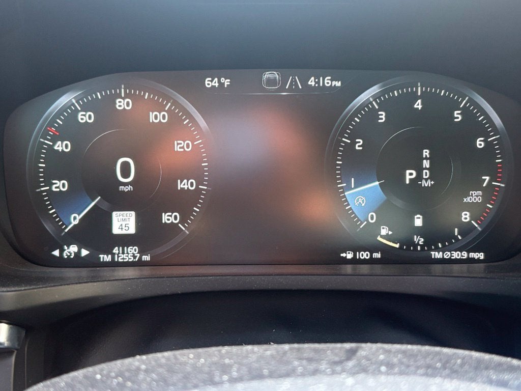 2022 Volvo S60 B5 Momentum