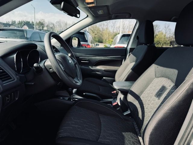 2025 Mitsubishi Outlander Sport 2.0 ES AWC