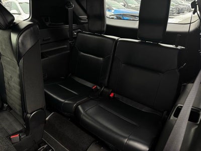 2025 Mitsubishi Outlander Base