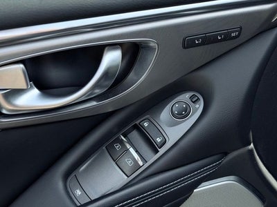 2018 INFINITI Q60 3.0t LUXE