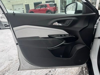 2025 Chevrolet Trax FWD LT