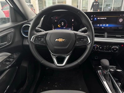 2025 Chevrolet Trax FWD LT
