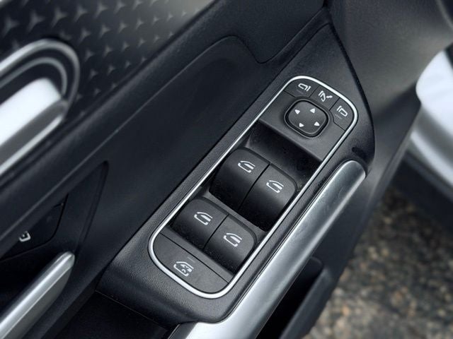 2025 Mercedes-Benz GLA 4MATIC®