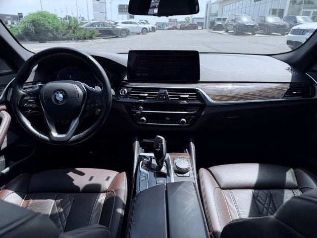 2021 BMW 5 Series xDrive