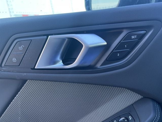 2025 BMW 2 Series xDrive