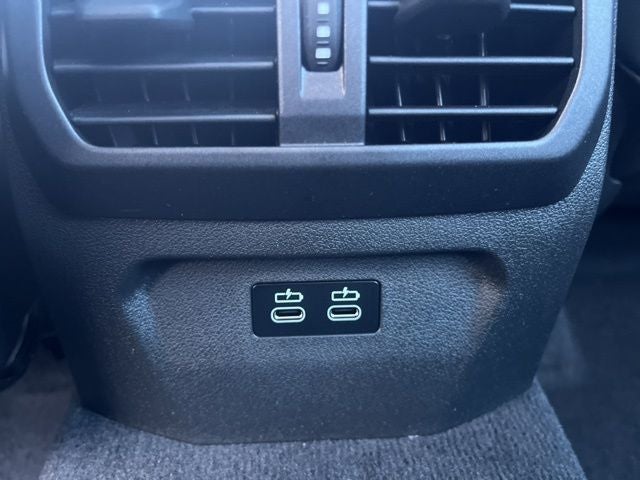 2025 BMW 2 Series xDrive