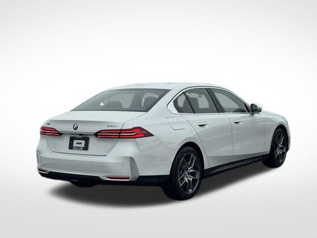 2026 BMW 5 Series xDrive