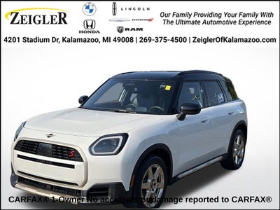 2025 MINI Cooper S Countryman Iconic