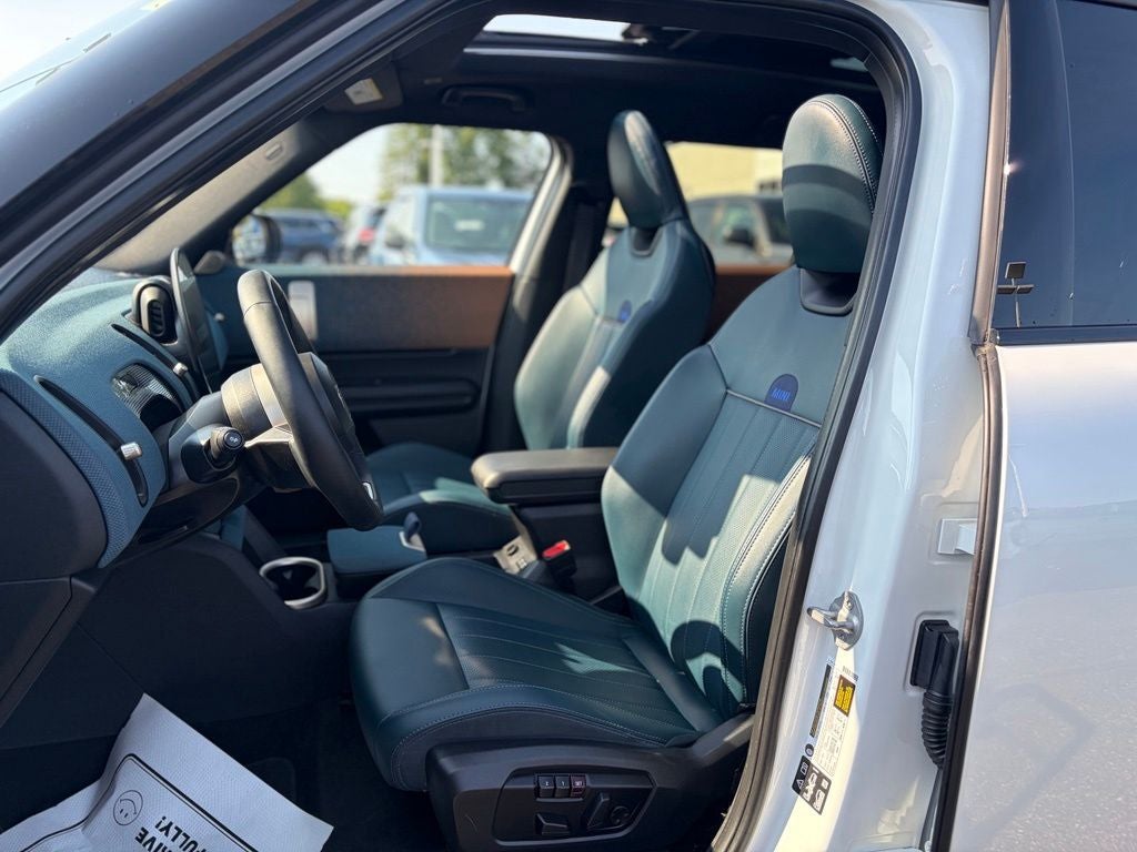 2025 MINI Cooper S Countryman Iconic