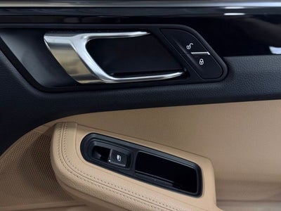 2017 Porsche Macan Base