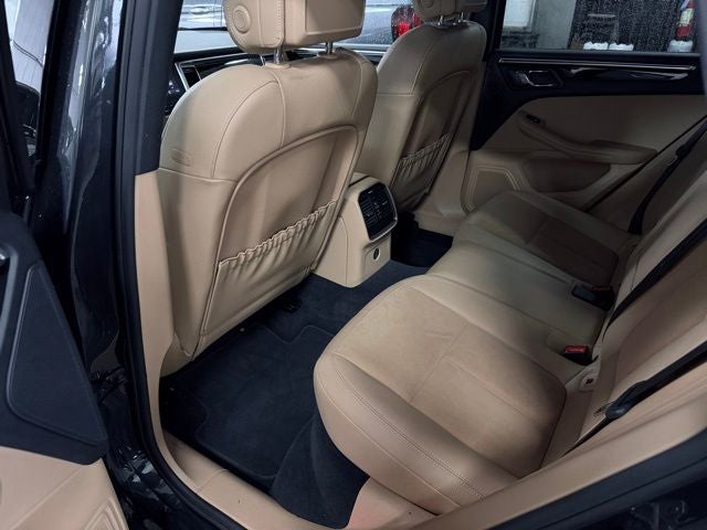 2017 Porsche Macan Base