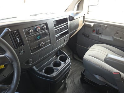 2009 Chevrolet Express 3500 Work Van Cutaway