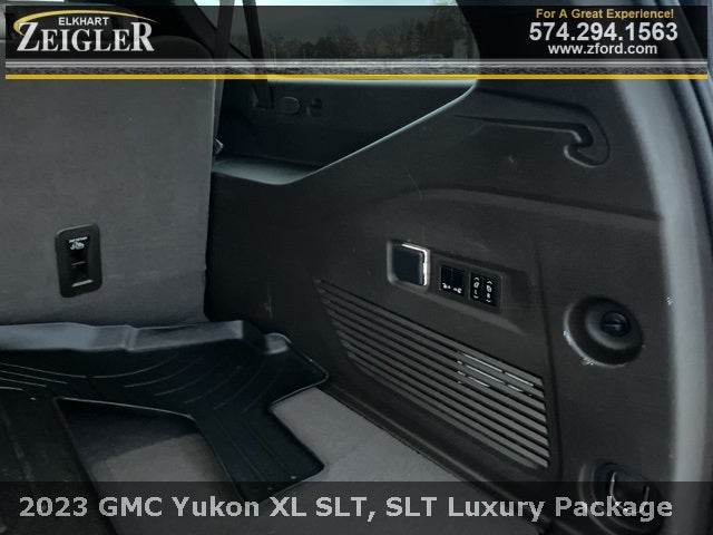 2023 GMC Yukon XL SLT