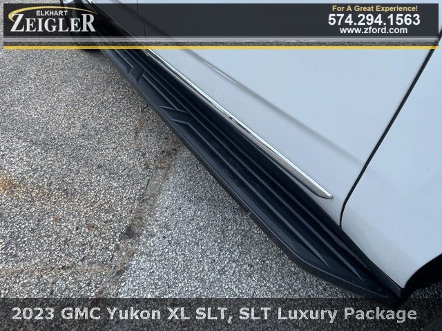 2023 GMC Yukon XL SLT