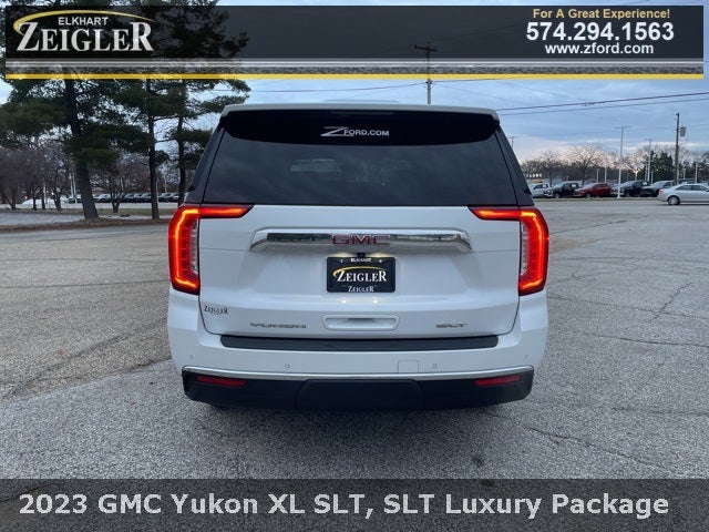 2023 GMC Yukon XL SLT