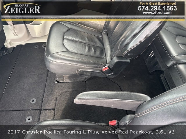 2017 Chrysler Pacifica Touring L Plus
