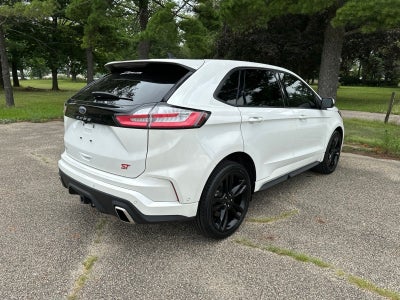 2022 Ford Edge ST
