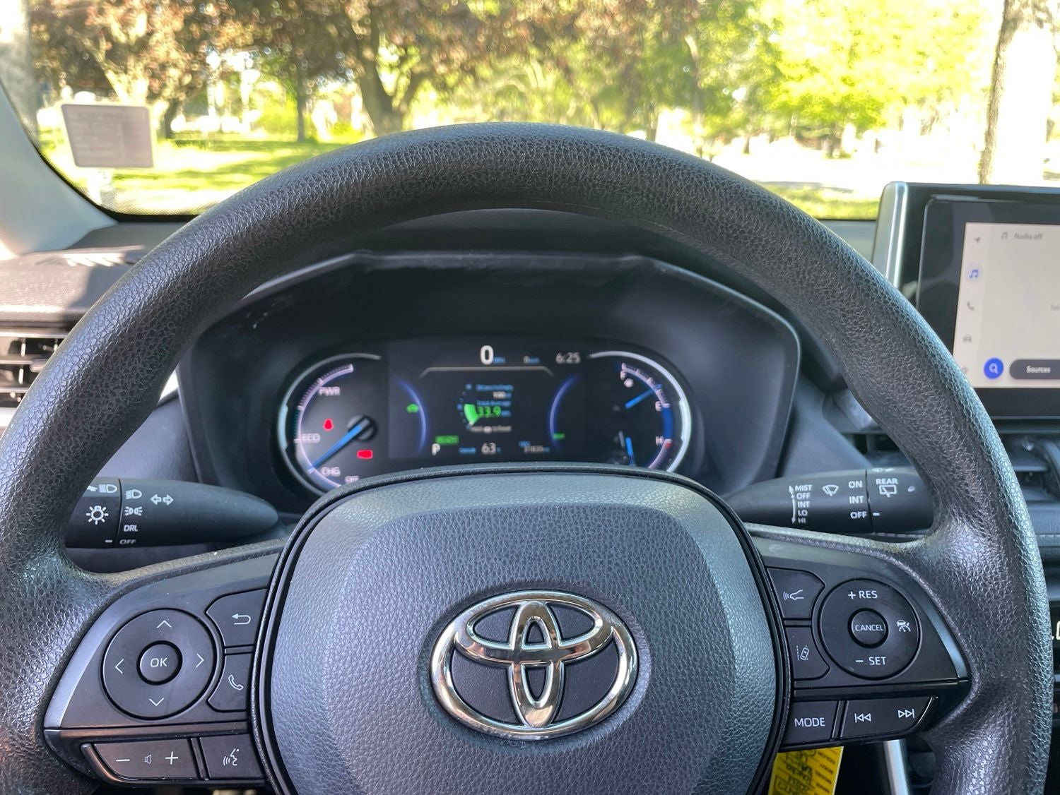 2024 Toyota RAV4 Hybrid LE