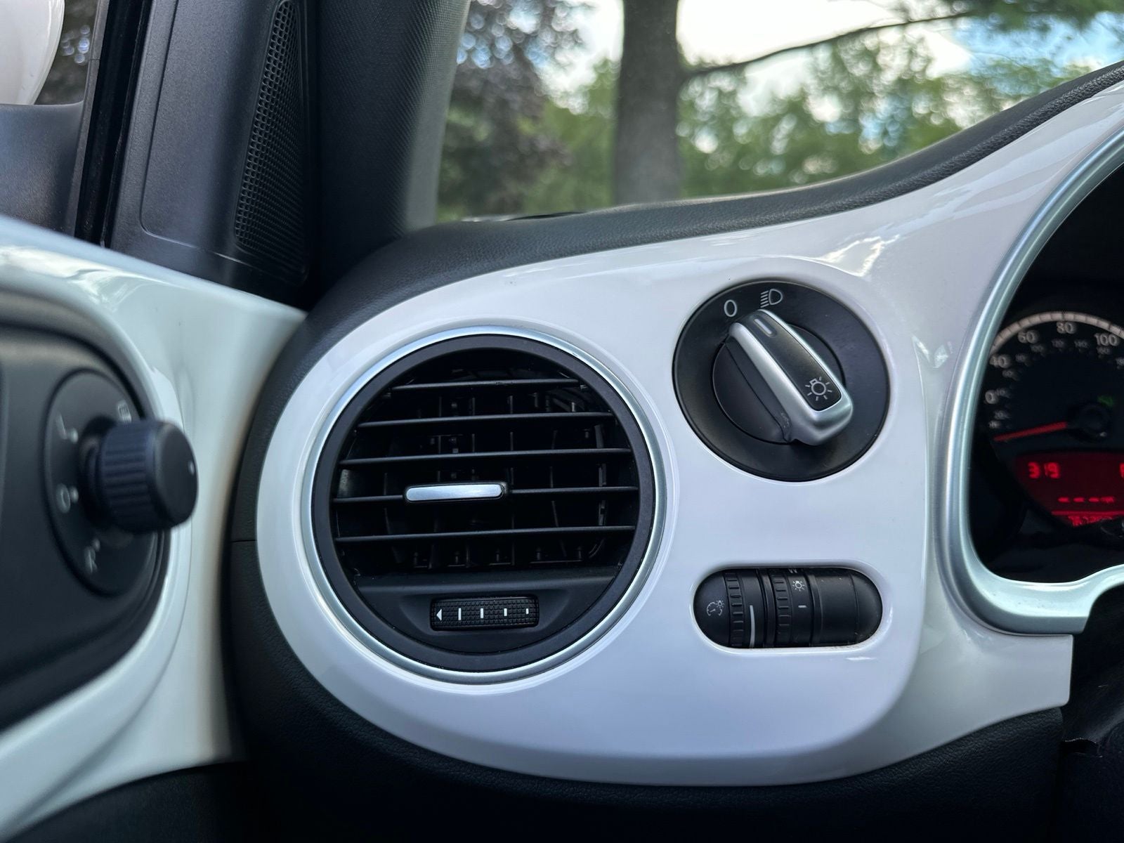 2013 Volkswagen Beetle 2.5L