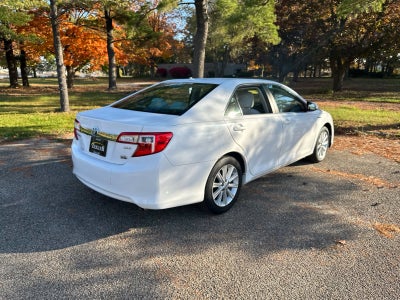 2013 Toyota Camry Hybrid XLE
