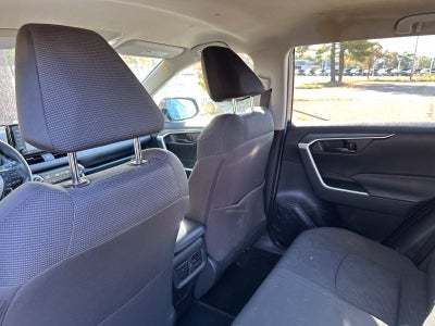 2022 Toyota RAV4 Hybrid LE