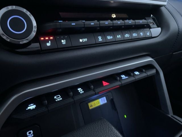 2022 Toyota Tundra Platinum