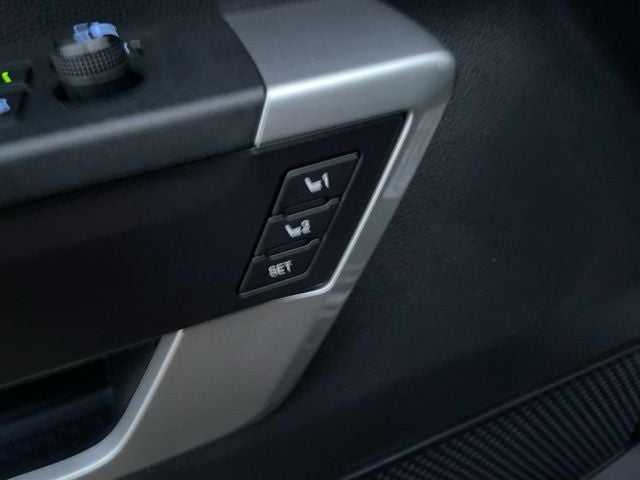 2022 Toyota Tundra Platinum