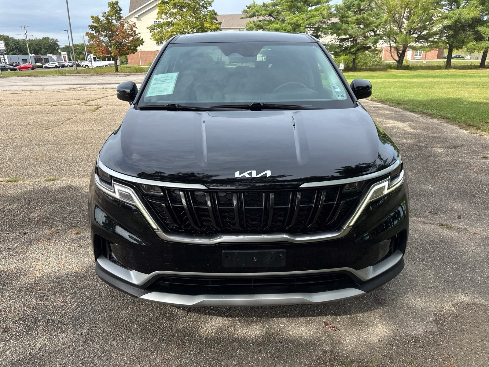 2024 Kia Carnival LX