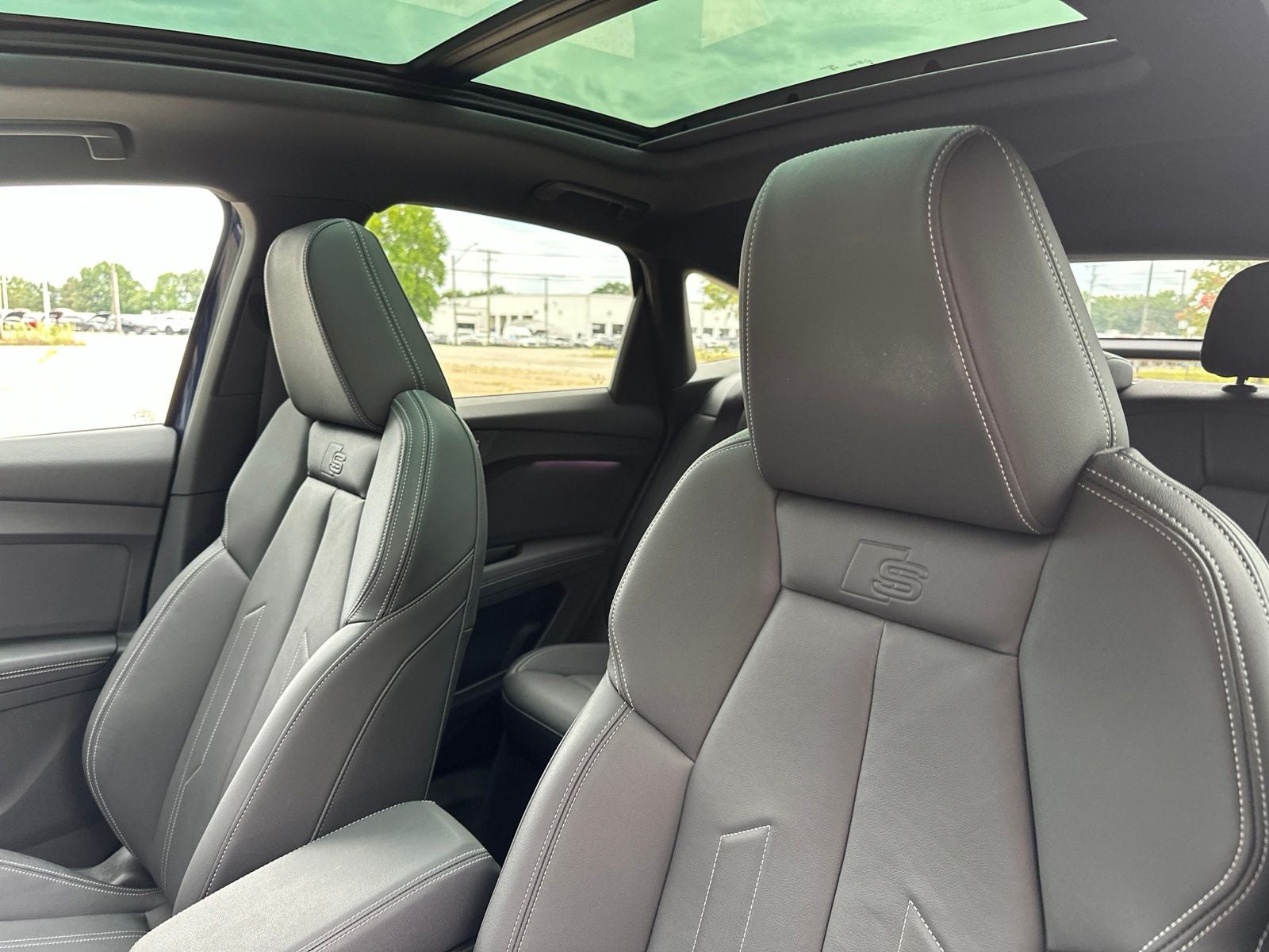 2025 Audi Q4 Sportback e-tron Premium Plus quattro