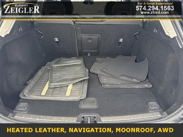 2024 Volvo XC60 B5 Plus Dark Theme