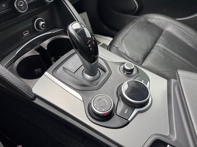 2018 Alfa Romeo Stelvio Base