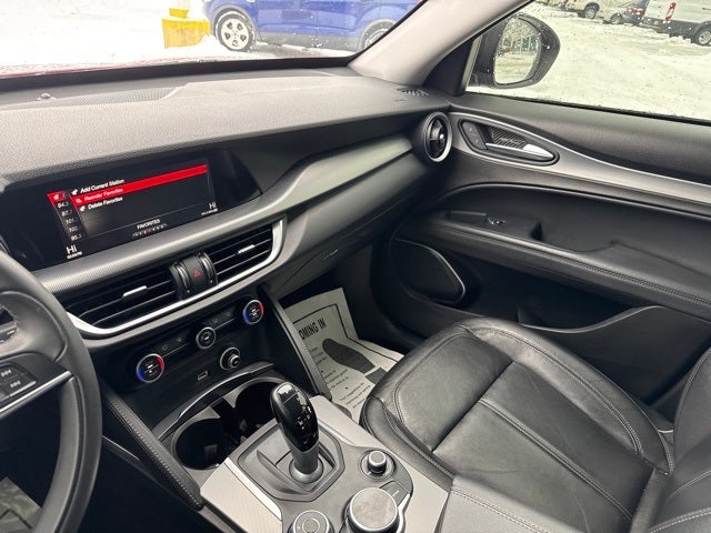 2018 Alfa Romeo Stelvio Base