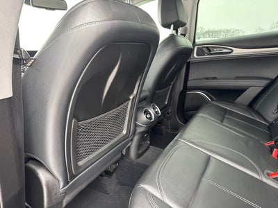 2018 Alfa Romeo Stelvio Base