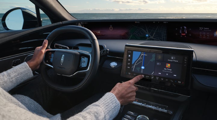 The driver of a 2024 Lincoln Nautilus® SUV interacts with the new Lincoln Digital Experience. | Zeigler Lincoln of Kalamazoo in Kalamazoo MI