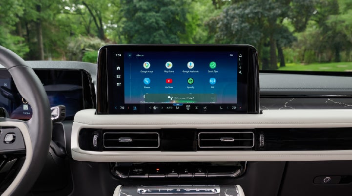 The center touchscreen inside a 2027 Lincoln Aviator® Black Label™ SUV | Zeigler Lincoln of Kalamazoo in Kalamazoo MI