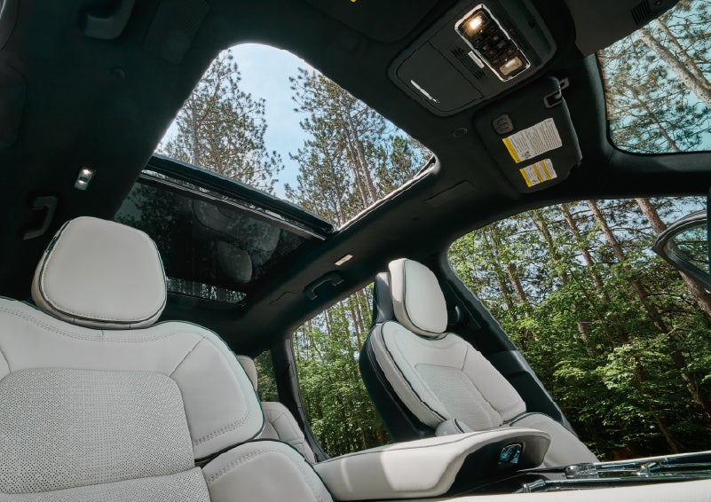 The front seats of a 2027 Lincoln Aviator® Black Label™ SUV | Zeigler Lincoln of Kalamazoo in Kalamazoo MI